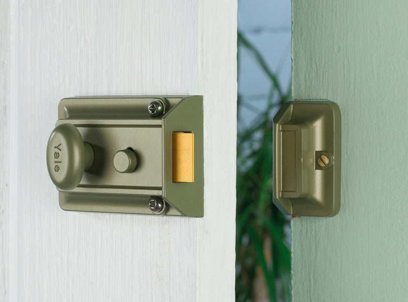 Yale Traditional Nightlatch Brass Standard